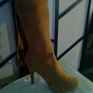 Sadie Camel Colored High Heel Boots NWOT Size 10